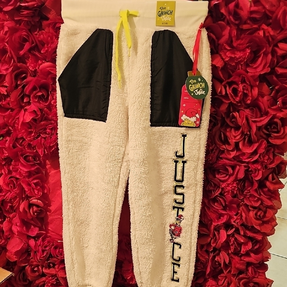 Justice NWT Girls Cream and Black Fleece Bottoms With Grinch Detail